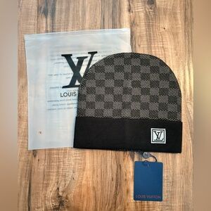 Louis Vuitton Gray & Black Knit Beanie with Blue Tag